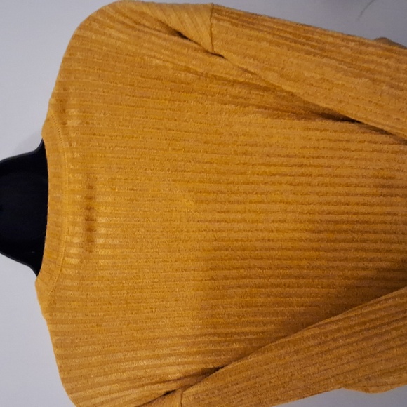 Band of the Free BOG Collective size medium sweater - Picture 6 of 8